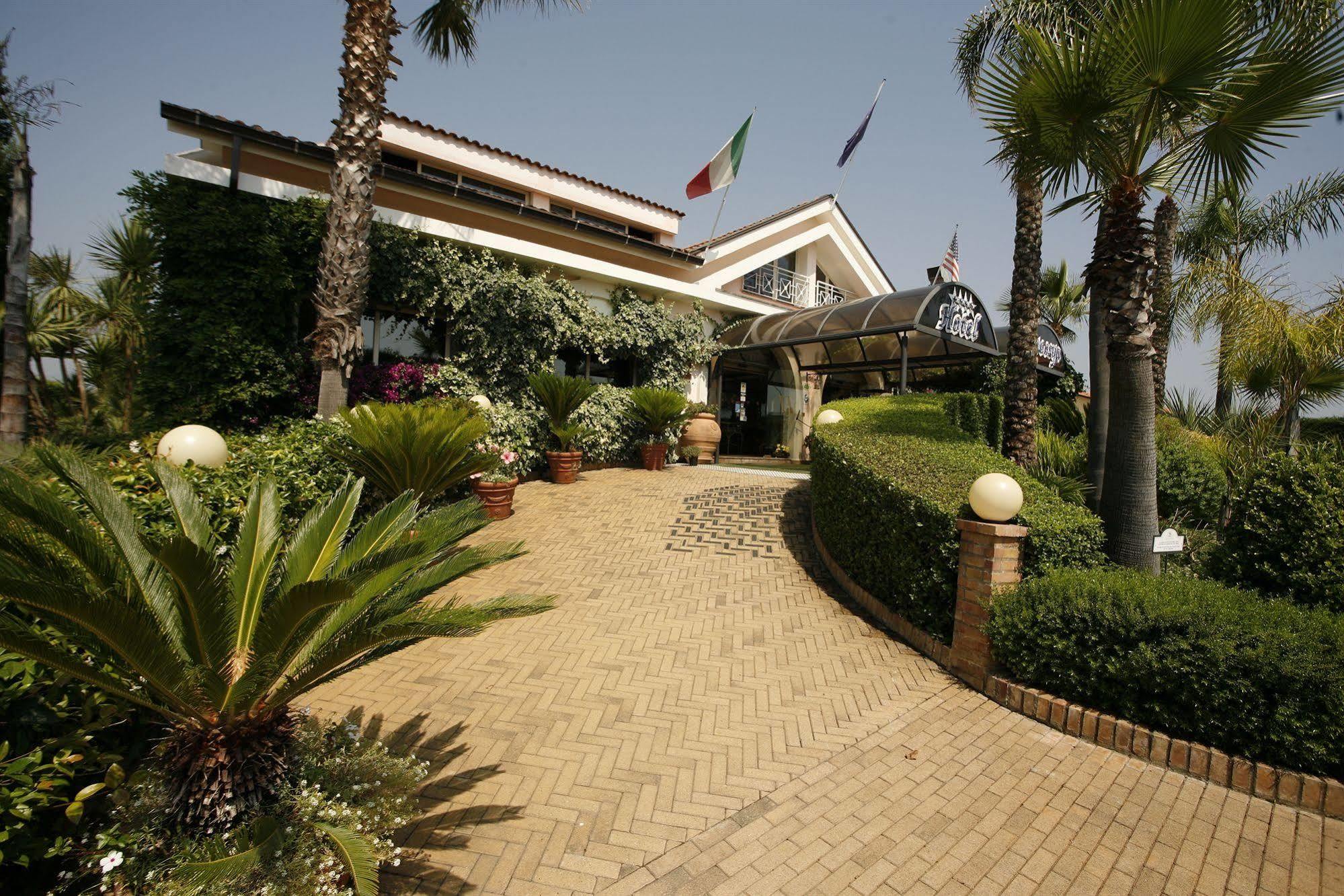 Hotel Leucosya Marina Di Casal Velino Buitenkant foto